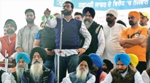 Lakha Sidhana ਨੇ ਘੇਰਿਆ ਕੈਪਟਨ