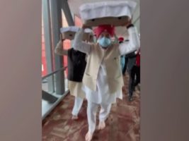 ਸ੍ਰੀ ਗੁਰੂ ਗ੍ਰੰਥ ਸਾਹਿਬ ਦੇ ਤਿੰਨ ਸਰੂਪ ਕਾਬੁਲ ਤੋਂ ਦਿੱਲੀ ਲਿਆਂਦੇ
