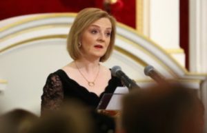 UK bans services exports to Russia