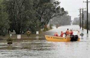 Floods in Sydney leave 30,000 people facing evacuation