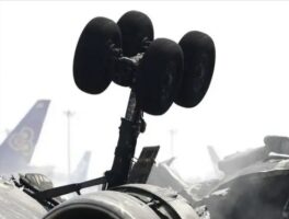 Two plane collided during air show in US, 6 people killed