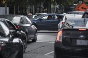 Toronto drivers to face fine up to $500 for blocking intersections