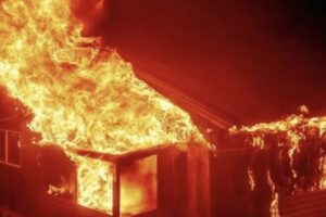 Parents, child burnt alive as house catches fire in Amritsar