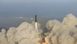 World’s largest SpaceX rocket explodes during test flight