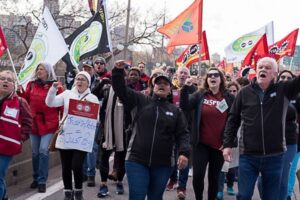 Federal workers intensified their strike seeking hike in wages