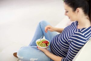 Fruits to eat and to avoid during Pregnancy