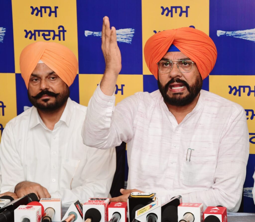 AAP raises questions on SGPC chief Harjinder Singh Dhami, says – SGPC’s job is to propagate Sikhism, not political party